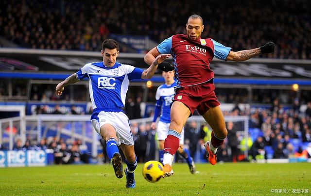 边路传中数 边路传中数