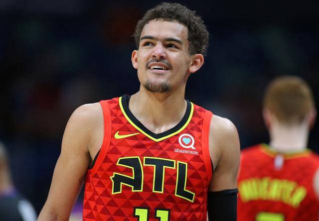 边路回传与 边路回传与