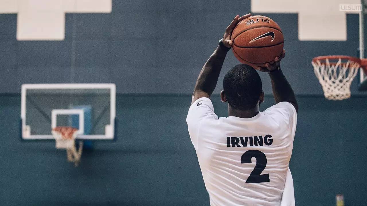 引发争议的 引发争议的